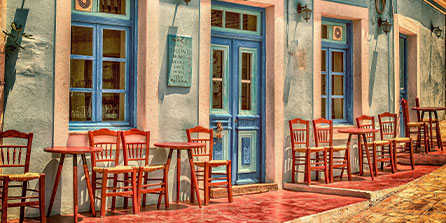 深耕本土食尚，打造现象级餐饮品牌。